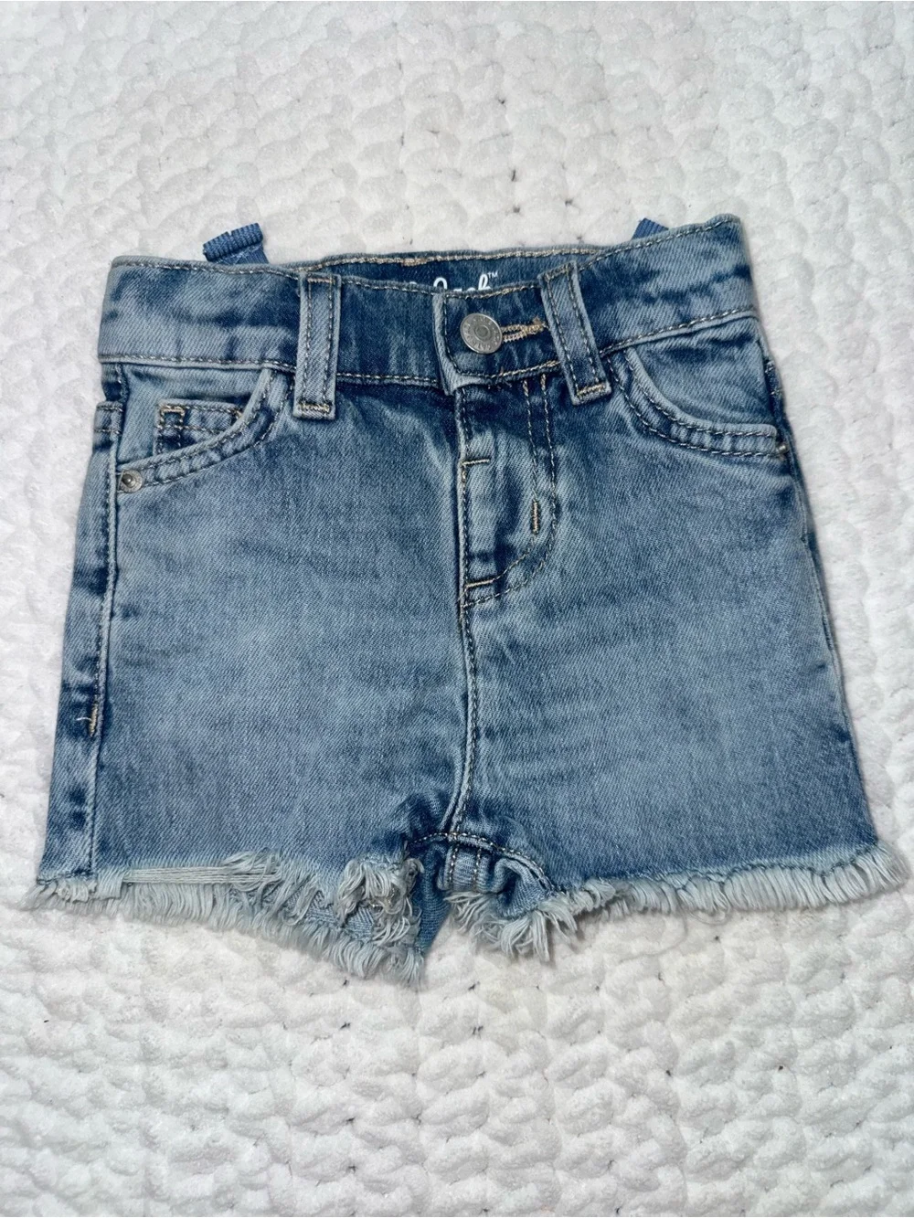 Cat & Jack Girls' Light Blue Denim Frayed Hem Shorts